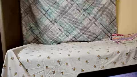 Snapshot of angryagent198 chatting on February 5, 2026, 7:18 pm Tutu22 online show from February 5, 2026, 7:18 pm