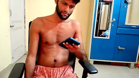 Snapshot of angryagent198 chatting on February 18, 2026, 2:29 am Tutu22 online show from February 18, 2026, 2:29 am