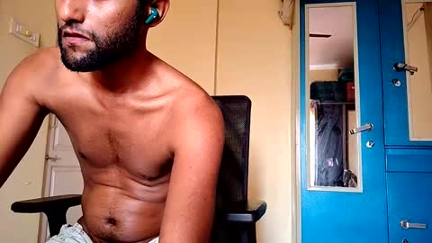 Snapshot of angryagent198 chatting on February 21, 2026, 5:41 am Tutu22 online show from February 21, 2026, 5:41 am