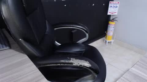 angy online show from January 10, 2026, 7:15 pm