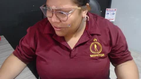 Snapshot of angy_ro12 chatting on May 12, 2026, 9:34 pm angy online show from May 12, 2026, 9:34 pm