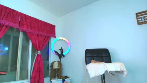 Snapshot of angye_hot chatting on February 15, 2025, 1:10 am Jovana Michell online show from February 15, 2025, 1:10 am