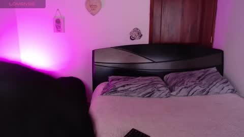 Snapshot of anhiahoney02 chatting on December 3, 2024, 1:10 pm ana sofia online show from December 3, 2024, 1:10 pm