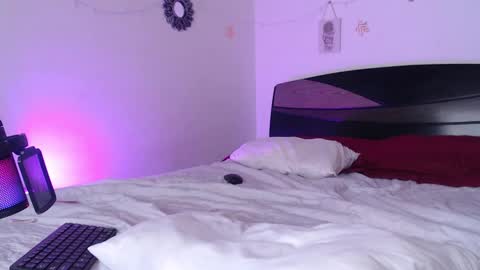 Snapshot of anhiahoney02 chatting on February 12, 2025, 5:26 pm ana sofia online show from February 12, 2025, 5:26 pm