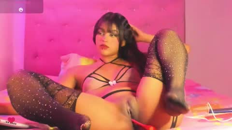 aniaross18 online show from February 1, 2026, 8:57 am