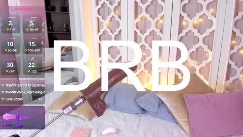 aniie_west online show from February 10, 2025, 4:04 pm