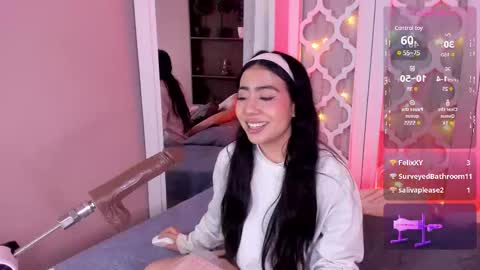 aniie_west online show from February 19, 2025, 3:05 pm