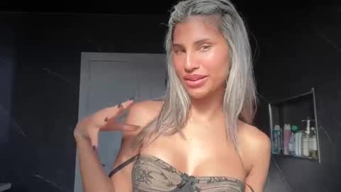 Snapshot of aniishaa chatting on February 24, 2026, 12:36 pm anisha online show from February 24, 2026, 12:36 pm