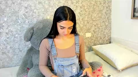 Snapshot of anika_h chatting on February 2, 2026, 12:15 pm anika_h online show from February 2, 2026, 12:15 pm