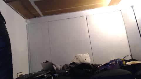 Ani online show from March 9, 2025, 2:10 pm