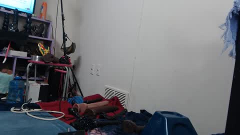 Snapshot of animergamergirl chatting on January 19, 2025, 11:10 pm Twitter at animegamergrl. No vids for sale on Chaturbate. online show from January 19, 2025, 11:10 pm