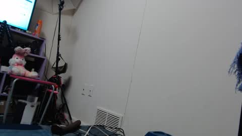 Snapshot of animergamergirl chatting on February 21, 2025, 10:15 pm Twitter at animegamergrl. No vids for sale on Chaturbate. online show from February 21, 2025, 10:15 pm