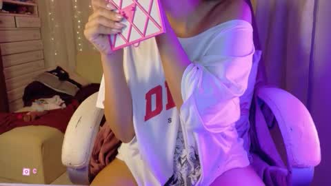 Snapshot of anisahade chatting on January 17, 2026, 3:50 pm Anisahade online show from January 17, 2026, 3:50 pm