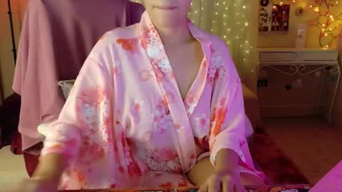 Snapshot of anisahade chatting on April 4, 2026, 3:09 pm Anisahade online show from April 4, 2026, 3:09 pm
