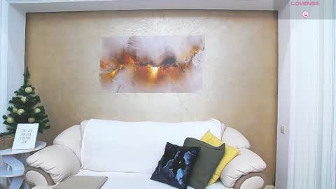 Snapshot of anissalogan chatting on January 10, 2026, 9:44 am my name is Ani online show from January 10, 2026, 9:44 am