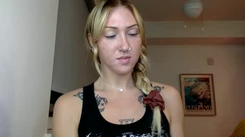 Ani Summers online show from November 6, 2025, 2:56 am