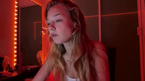 Snapshot of anita__hills chatting on September 29, 2025, 5:51 pm anita__hills online show from September 29, 2025, 5:51 pm