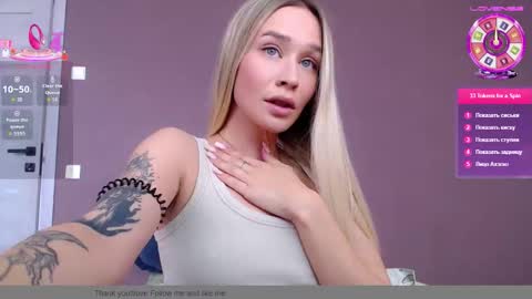 anita_delicious online show from September 30, 2025, 11:04 am