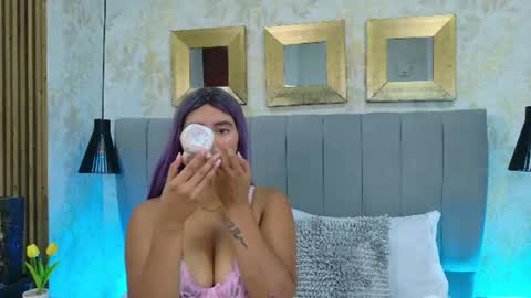 Dania Lpez online show from July 27, 2026, 12:23 pm