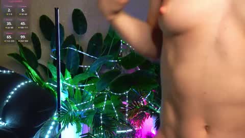 anita_von online show from March 10, 2026, 5:01 am