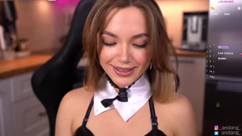 Snapshot of anitaraj_ chatting on December 18, 2025, 7:09 pm Im Anita thumb up me please its important online show from December 18, 2025, 7:09 pm