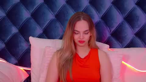 AnitaVenture online show from November 20, 2025, 5:40 am