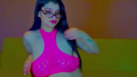 Snapshot of anittac14 chatting on March 10, 2026, 6:24 pm Anitta online show from March 10, 2026, 6:24 pm