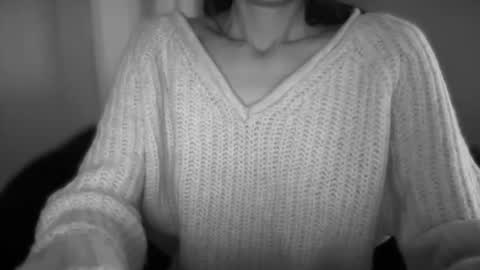 Anje online show from November 22, 2025, 8:57 am