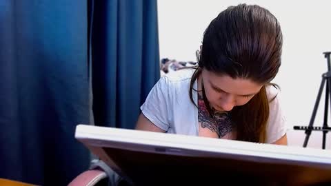 Snapshot of ann_mikele chatting on December 2, 2025, 1:28 pm Ann online show from December 2, 2025, 1:28 pm