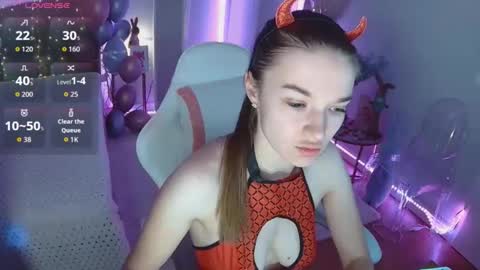 Snapshot of ann_woood chatting on March 25, 2026, 7:36 am ann_woood online show from March 25, 2026, 7:36 am