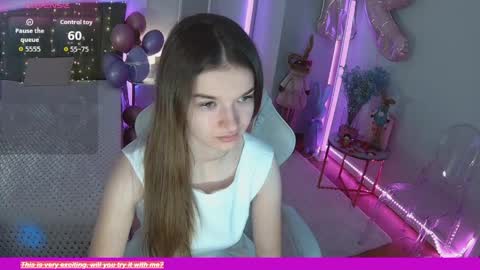 Snapshot of ann_woood chatting on April 2, 2026, 6:55 am ann_woood online show from April 2, 2026, 6:55 am