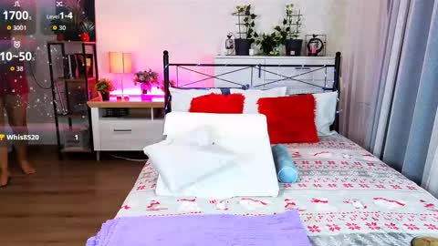 Snapshot of anna127moon chatting on February 1, 2026, 4:11 am Anna online show from February 1, 2026, 4:11 am