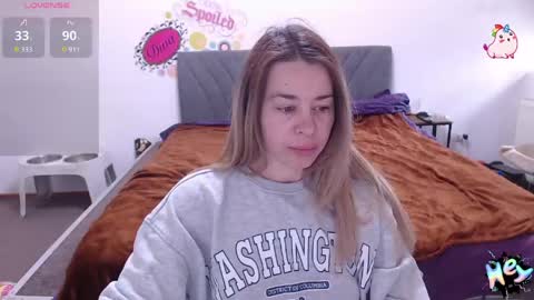 Anadirectgirl online show from May 31, 2026, 9:16 am