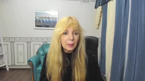 Snapshot of anna_ditrih chatting on March 7, 2025, 1:18 pm Anna Ditrih online show from March 7, 2025, 1:18 pm
