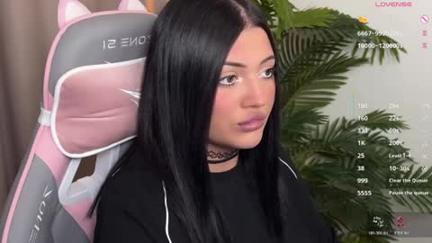 Anna online show from April 5, 2026, 3:31 pm