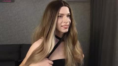 Snapshot of anna_inheart chatting on February 1, 2026, 4:27 pm Anna online show from February 1, 2026, 4:27 pm