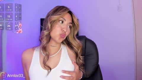 Ana Lucia online show from January 8, 2025, 7:45 pm