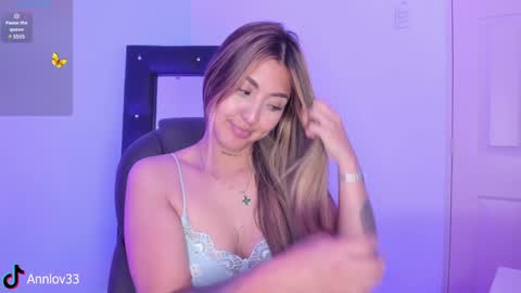 Ana Lucia online show from January 14, 2025, 6:38 pm