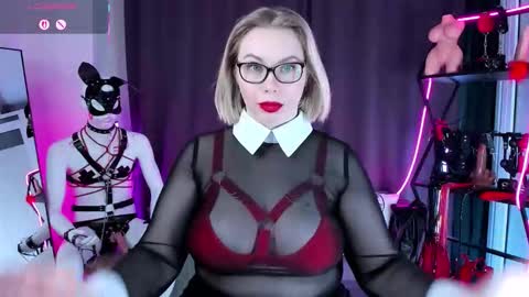 Snapshot of anna_maxwell chatting on February 3, 2026, 2:53 am Anna online show from February 3, 2026, 2:53 am