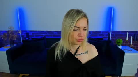 Snapshot of anna_snow9 chatting on October 26, 2025, 6:58 pm anna_snow9 online show from October 26, 2025, 6:58 pm