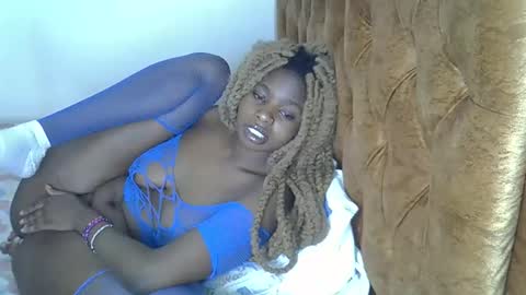 annabellapretty online show from October 15, 2025, 1:17 am