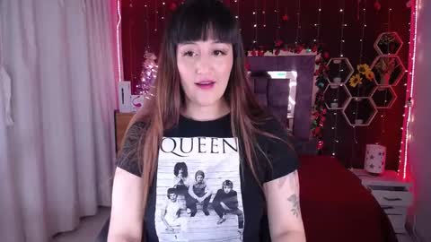 Snapshot of annabellegron chatting on December 13, 2024, 11:28 pm Anna online show from December 13, 2024, 11:28 pm