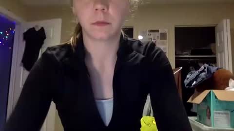 Snapshot of annabellemonroe69 chatting on November 24, 2025, 12:38 pm annabellemonroe69 online show from November 24, 2025, 12:38 pm