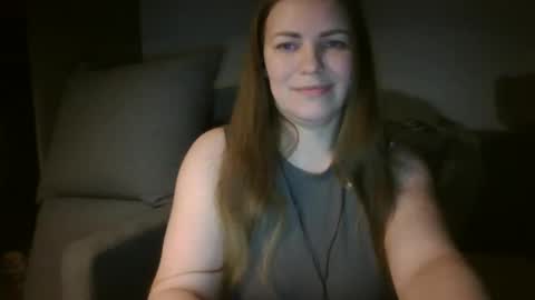 annadiamond1 online show from January 6, 2025, 9:11 pm