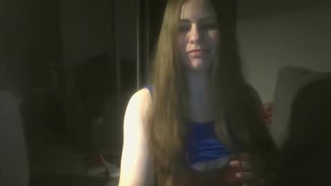 annadiamond1 online show from October 13, 2025, 10:32 pm