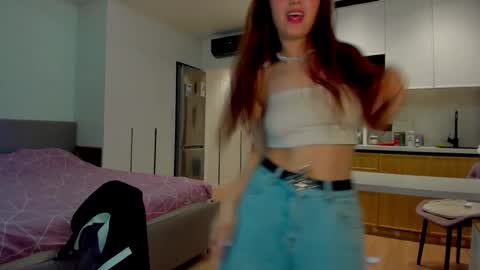 Snapshot of annaelfi chatting on September 22, 2025, 8:22 pm Anna online show from September 22, 2025, 8:22 pm