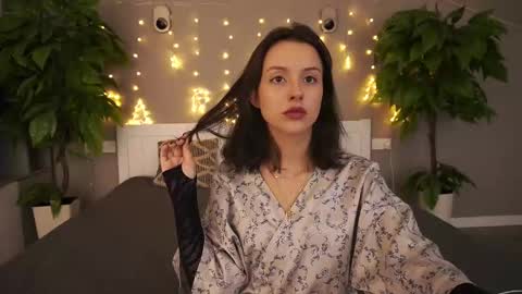 Snapshot of annaelys chatting on January 3, 2025, 9:57 pm Anna online show from January 3, 2025, 9:57 pm