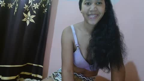 Snapshot of annahhotgirl chatting on February 3, 2025, 3:20 am annahhotgirl online show from February 3, 2025, 3:20 am