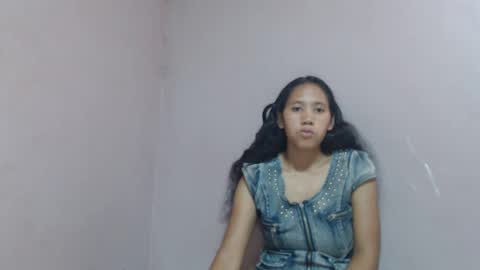 Snapshot of annahhotgirl chatting on February 15, 2025, 9:49 am annahhotgirl online show from February 15, 2025, 9:49 am