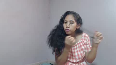 Snapshot of annahhotgirl chatting on February 16, 2025, 7:04 am annahhotgirl online show from February 16, 2025, 7:04 am